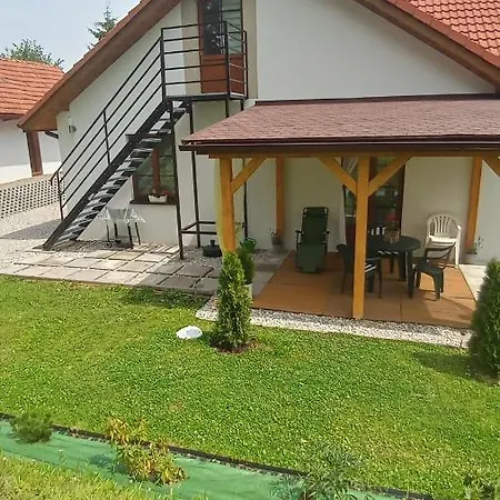 Dom Na Pagorku Pod Lipa Apartment *